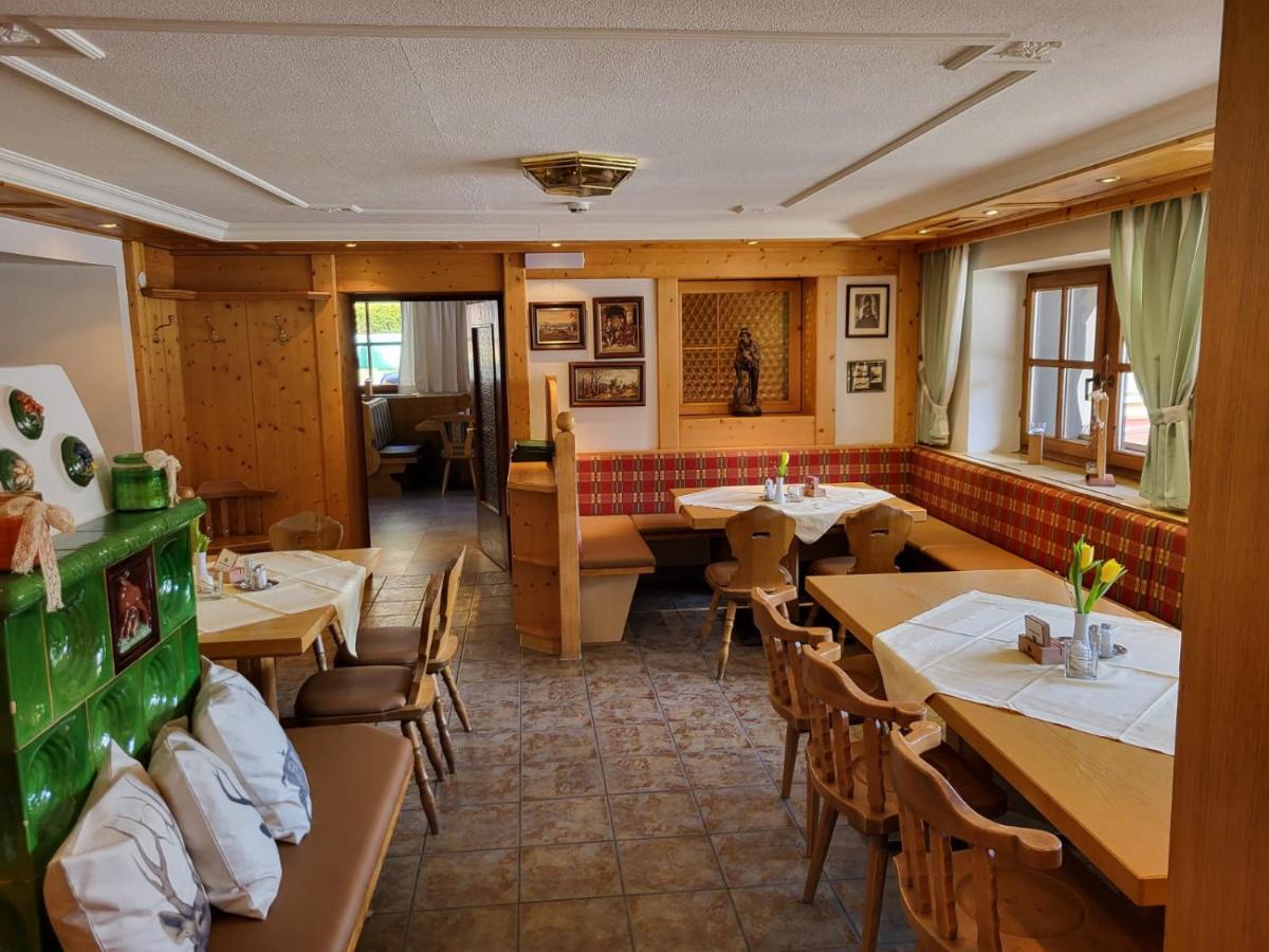 Hotel Restaurant Liesele Sonne Sankt Leonhard im Pitztal Exteriör bild
