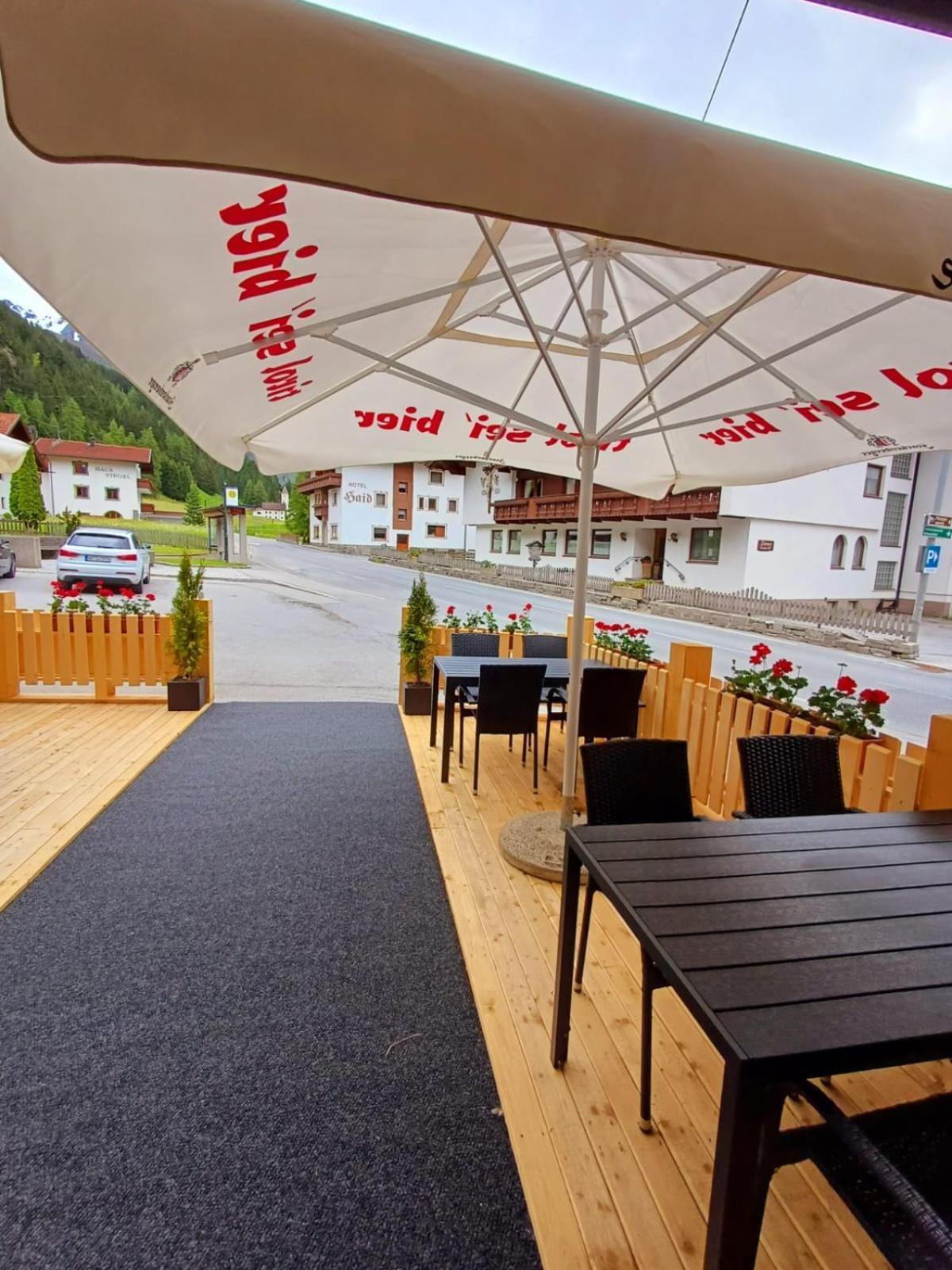 Hotel Restaurant Liesele Sonne Sankt Leonhard im Pitztal Exteriör bild